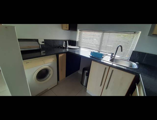 1 BEDROOM APARTMENT RENTED IN SOUTH END